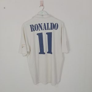 2001-02 Real Madrid Home Shirt Ronaldo #11 (Very Good) L