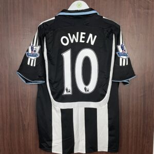 2007-08 Newcastle United Home Shirt Owen #10 (Excellent) Size L