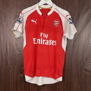 2015-16 Arsenal Home Shirt Ozil #11 (Excellent) Size M