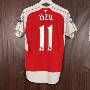 2015-16 Arsenal Home Shirt Ozil #11 (Excellent) Size M